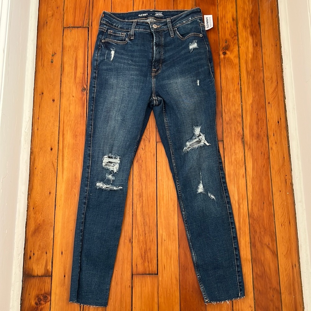 Old Navy extra high rise Rockstar super skinny jeans